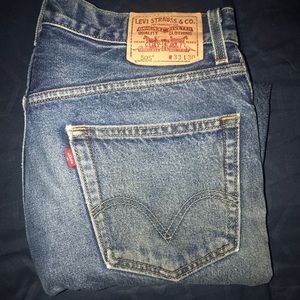 Vintage distressed Levi’s 505... 33x30